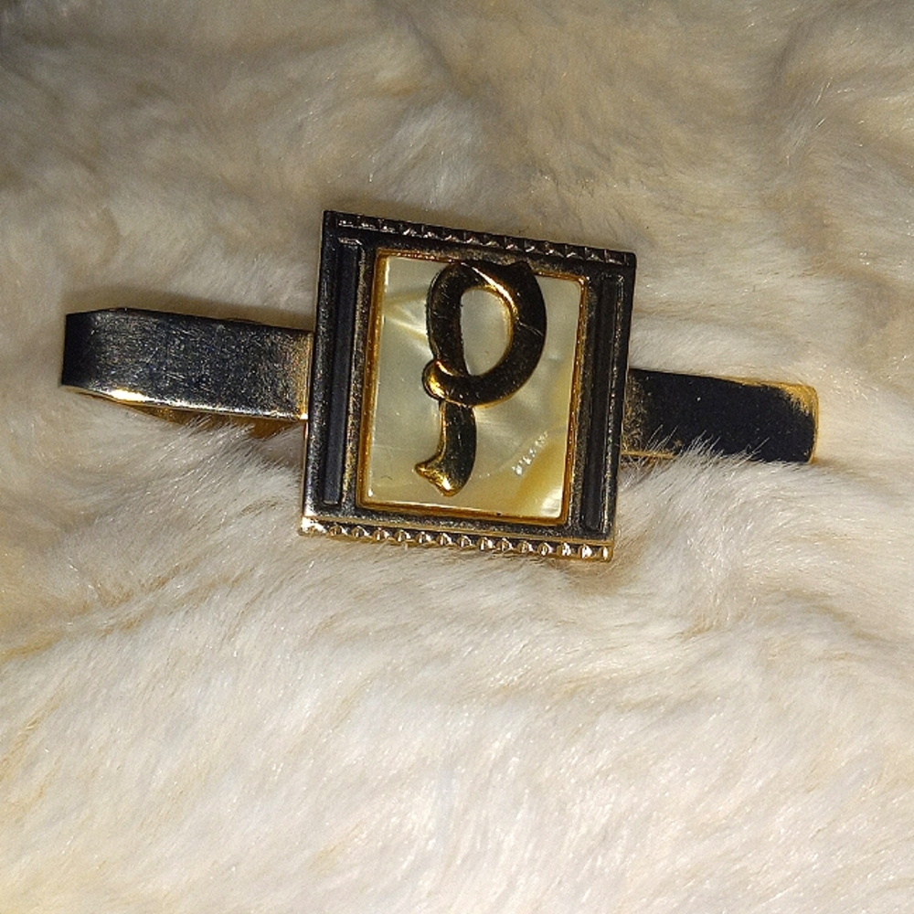Vintage Gold Plated Monogram Initial "P" on Ivory Stone Tie Clip